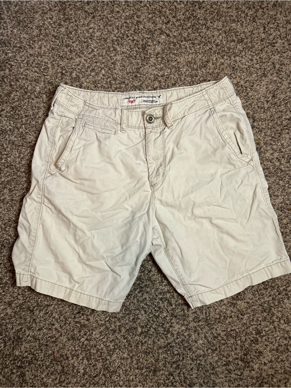 American Eagle Outfitters Men's Light Khaki Shorts